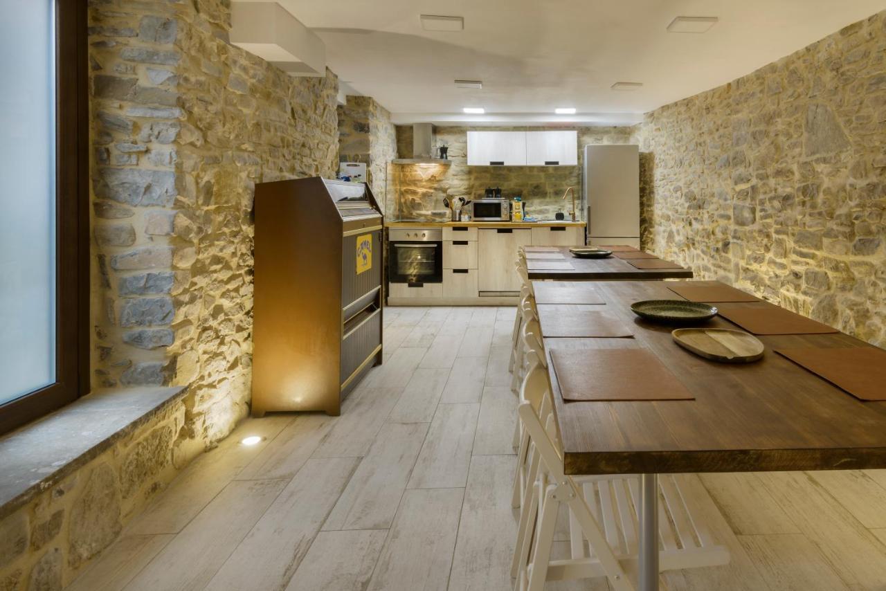 Casa Campanilla Jaca Hotel Ngoại thất bức ảnh